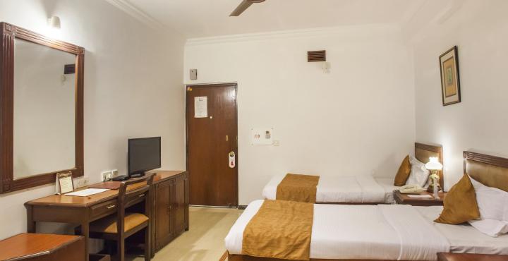 Hotel Amer Palace 博帕尔 外观 照片