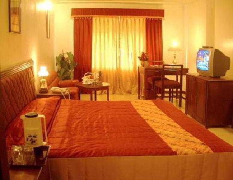 Hotel Amer Palace 博帕尔 外观 照片