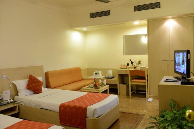 Hotel Amer Palace 博帕尔 外观 照片